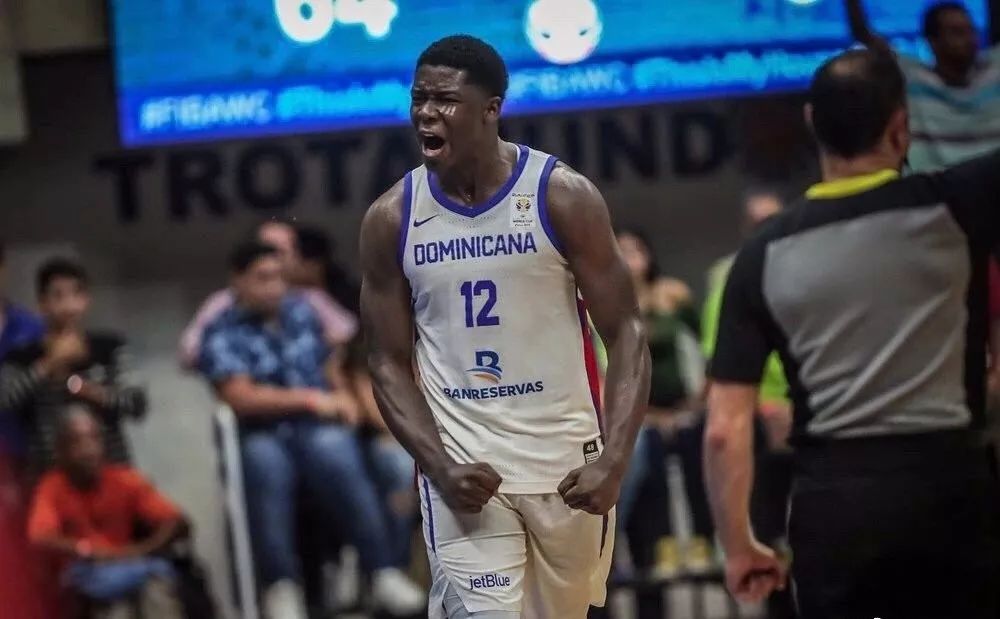 北控打算引进2024季大中锋外援吗,2023年北控男篮人员名单