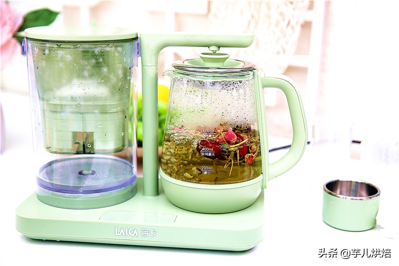 什么花茶煮着好喝又满屋茶香,夏日自制茉莉花茶茶饮