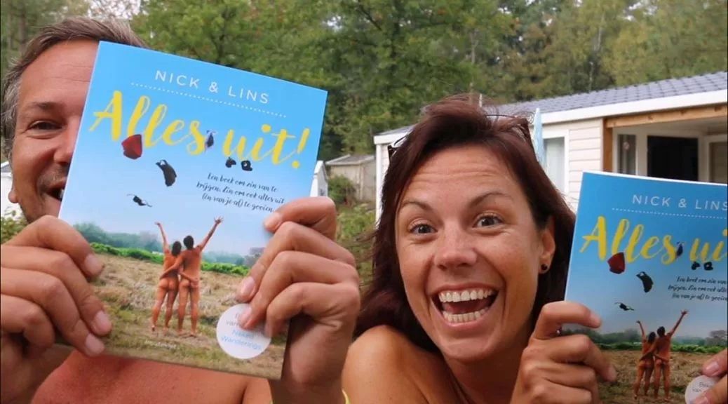 网红情侣“全裸”环游世界，拍下数千张裸体，只为告诉人们…