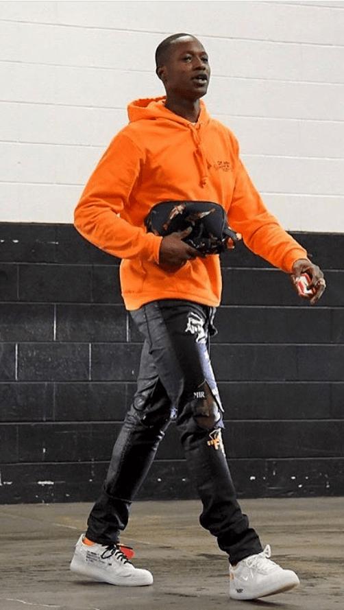 比打球更有范儿nba球员通道穿搭,专门分析nba球员穿搭