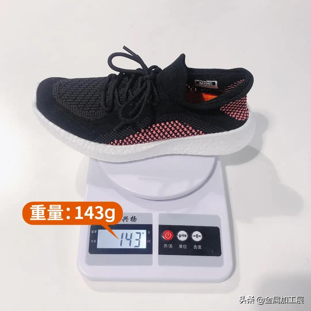 阿迪软底踩屎感运动鞋推荐,踩屎感软底运动鞋