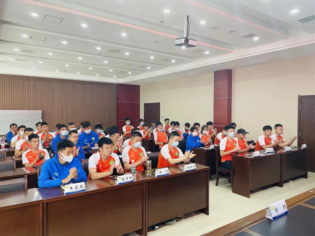 河南足球协会e级教练员培训班,湖北大学举办足球e级教练员培训