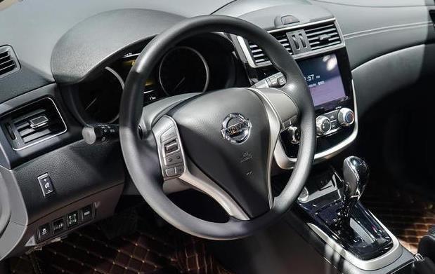 最新款第十四代轩逸有哪些缺点,到底值不值紧凑级国民神车轩逸