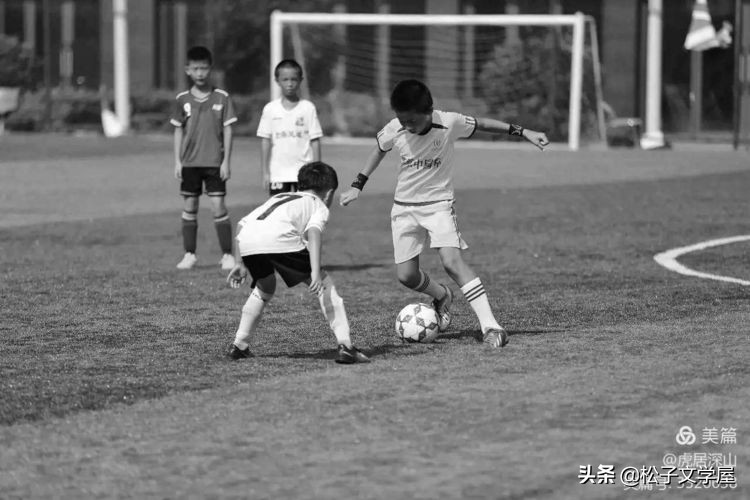 八一足球队1984,1998八一足球队