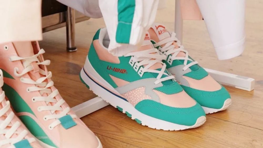 安踏的气垫鞋怎么样,安踏哪款运动鞋和匹克态极相似