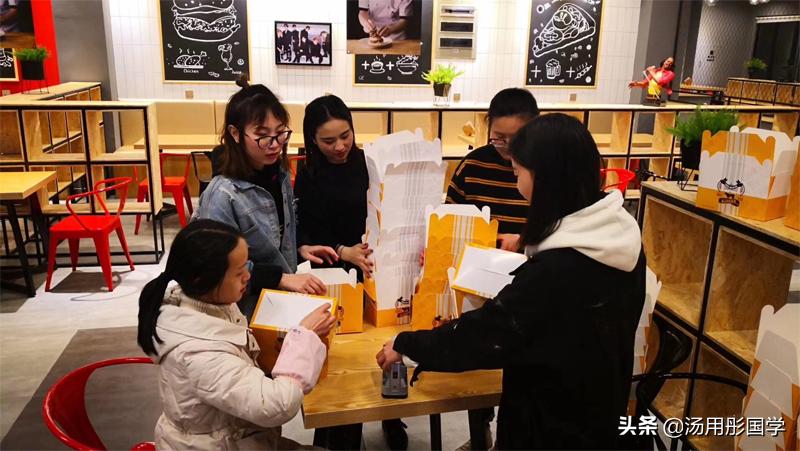 中韩合资教产融合项目黑汉堡店隆重开业