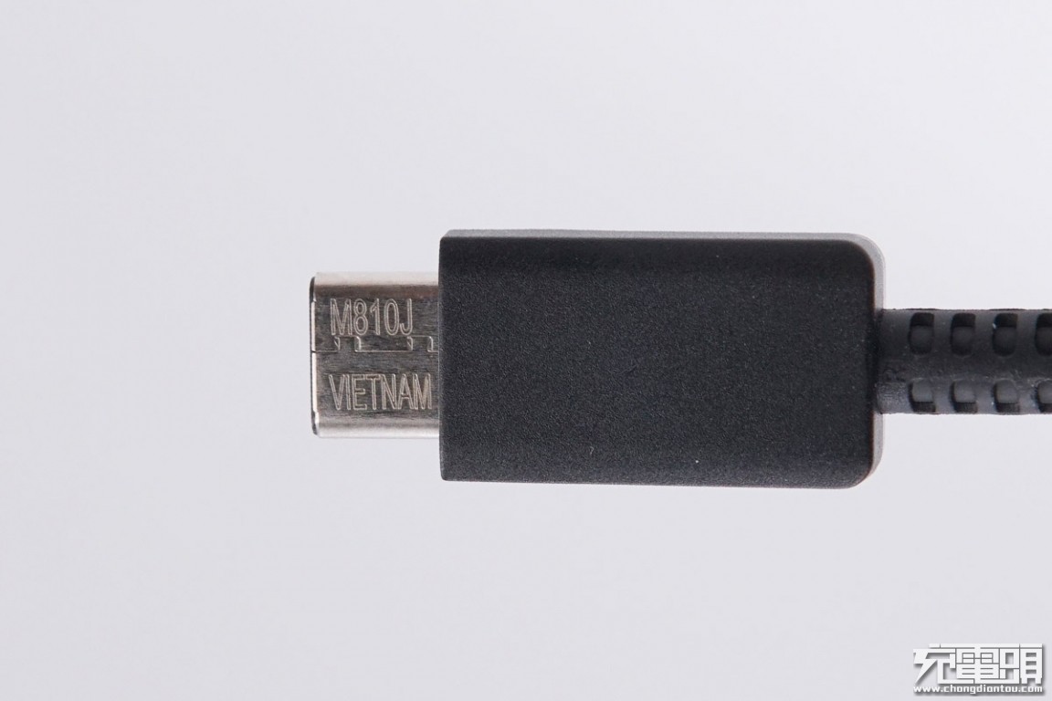 三星无线充电器拆解15年生产的,samsung原装usb快充充电器