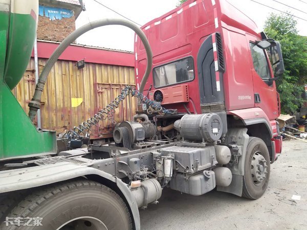 开水泥罐车辛苦吗,开水泥搅拌车挣钱吗