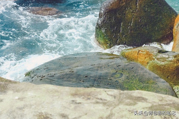 进出景区排队3个小时,岛上物价高上天,这的游客还是多的挤破头