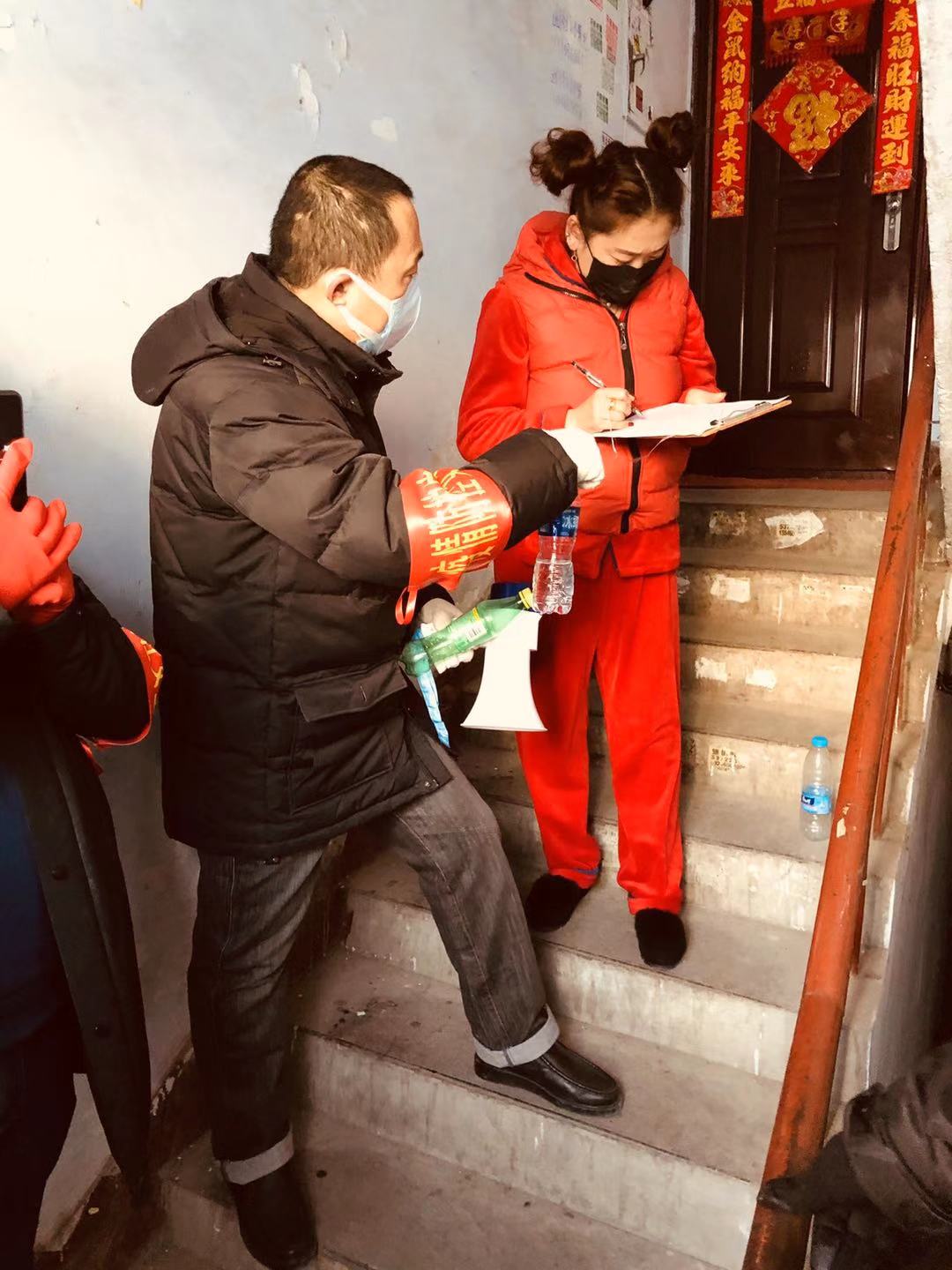 她们顶起金都战疫一片天