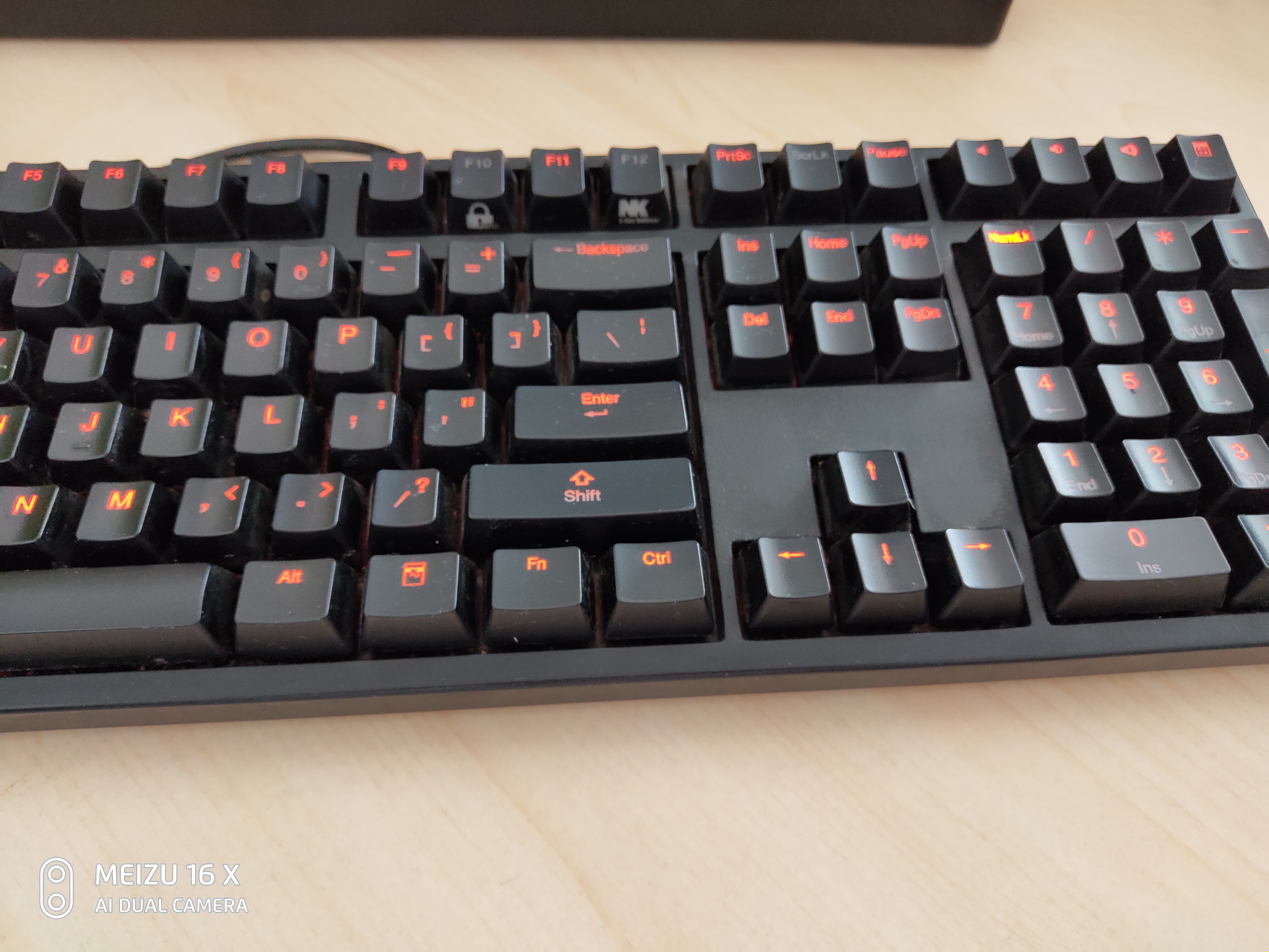 机械键盘ttc轴和樱桃轴有什么区别,樱桃键盘g80-3000s测评