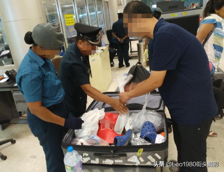曾轶可边检事件是真的吗,出入境安检有多严格