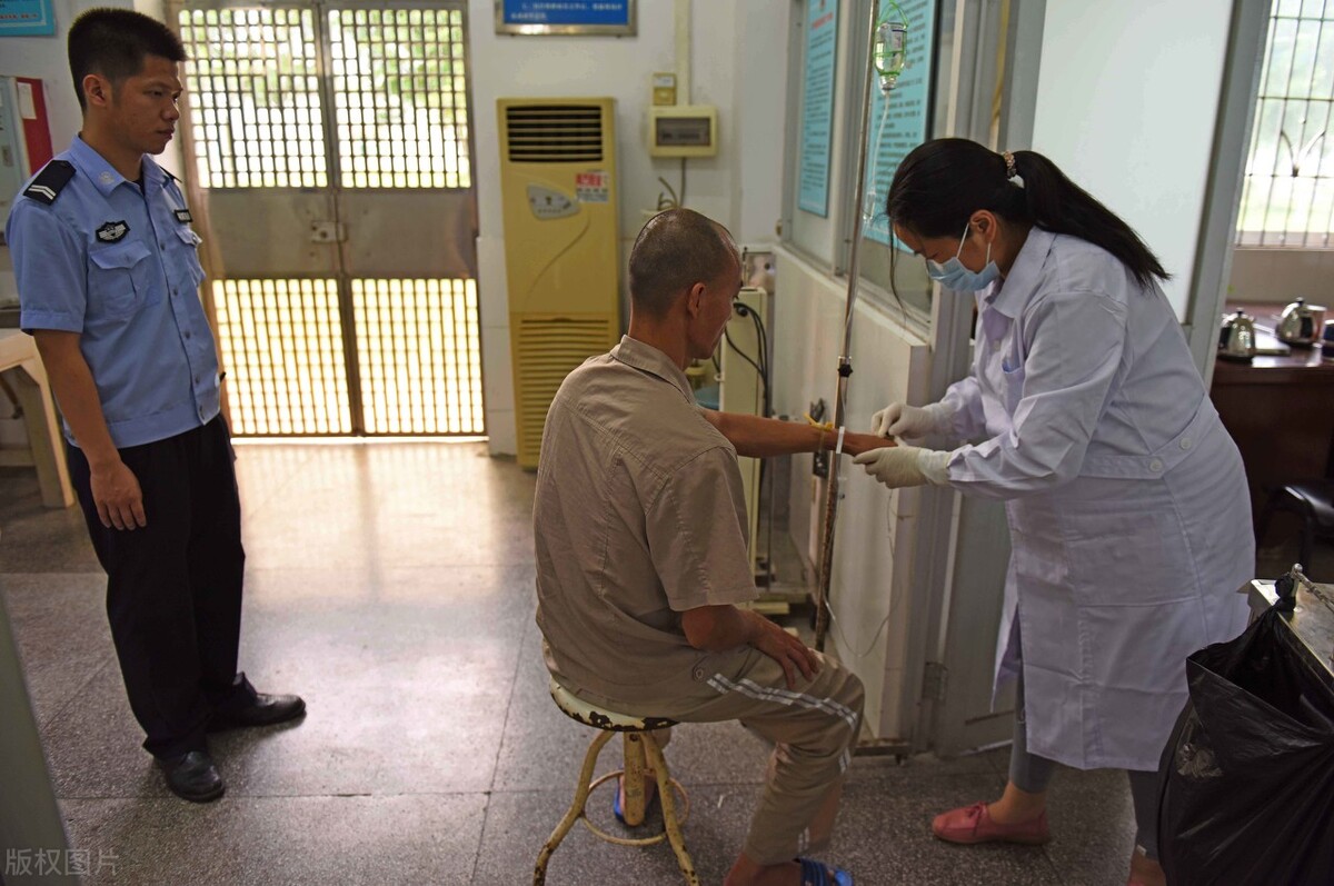 戒毒所民警的一天,戒毒所的真实生活是什么样的