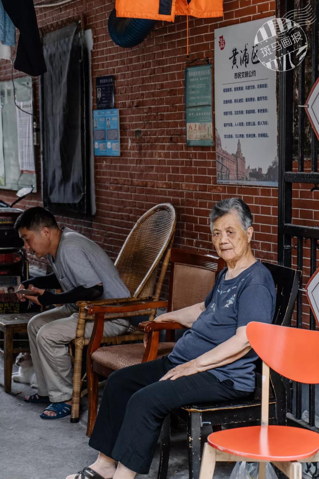 300m的进贤路，变了！不再只有“本帮菜”3巨头