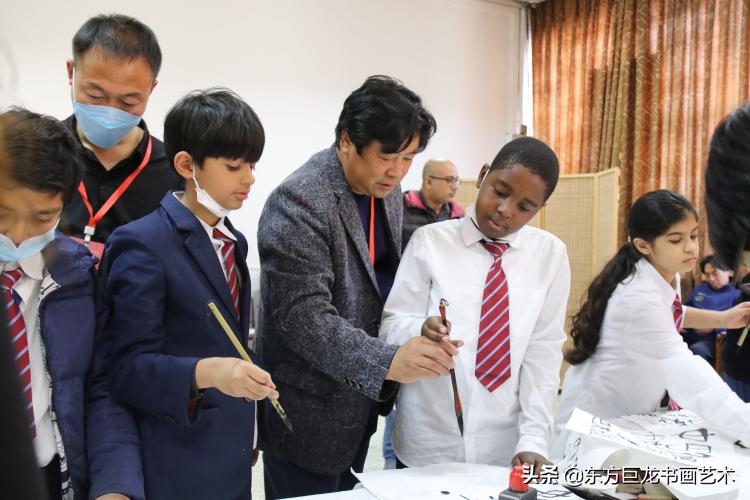 翰墨传情大爱无疆中巴友谊建交七十周年文化系列活动盛况综述之二