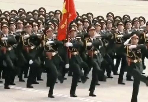 当年号称“世界第三”，如今越南*队军**怎么样，军费都要自己赚