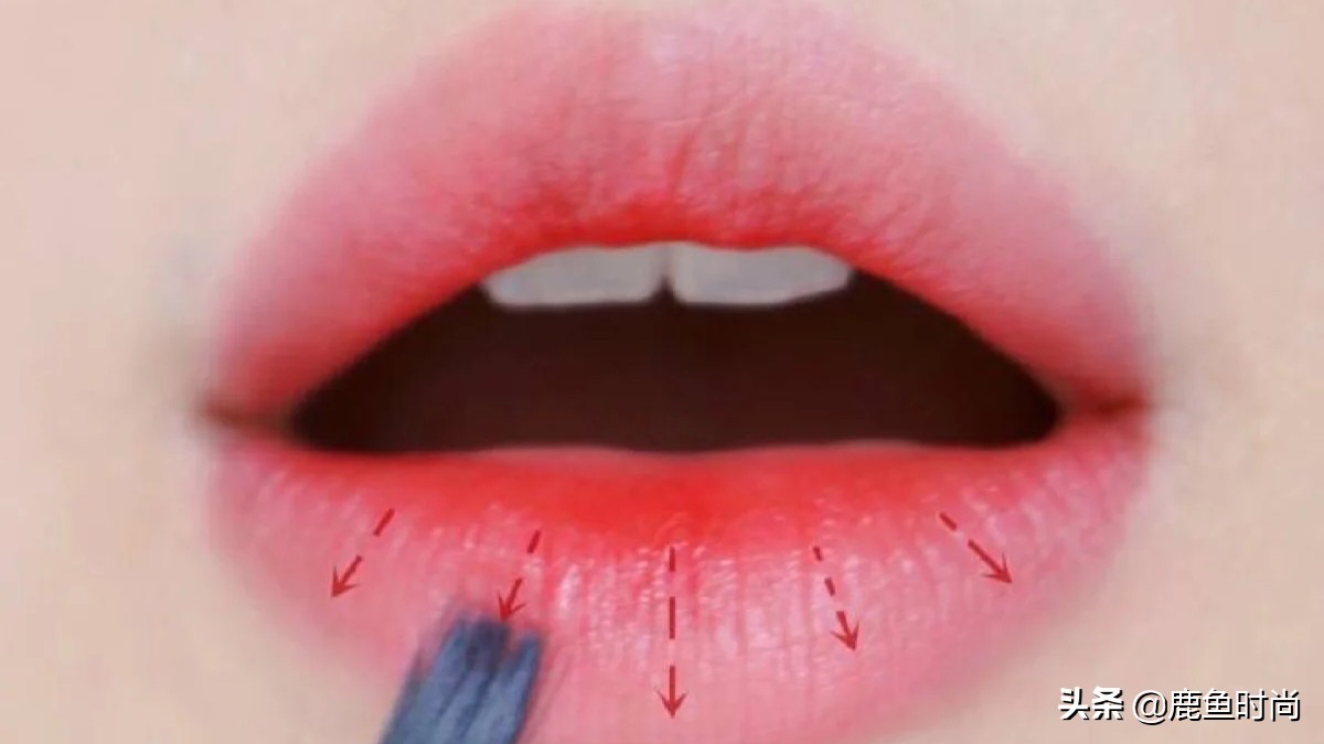 只用口红如何画好口红,适合新手的口红画法