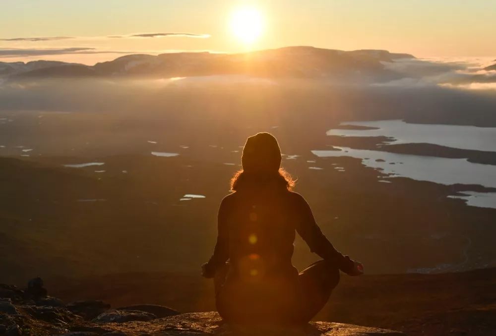 汇率起起伏伏，自然旅行跟着这张表格走，最划算