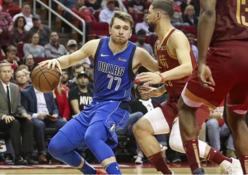 这就叫阅读比赛的能力！保罗谈最后时刻封盖：就知道东契奇会传球