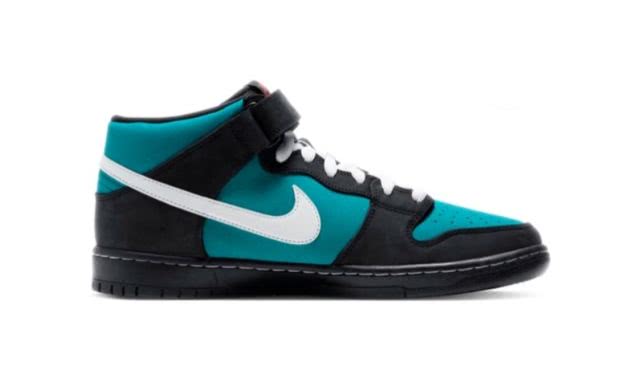 大概是NIKE化开了黄昏