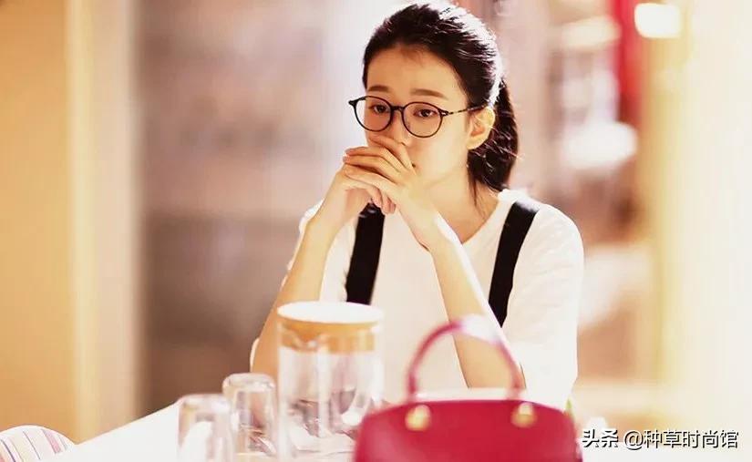 你脸型最适合戴哪种眼镜,各种形状的平光眼镜适合什么脸型