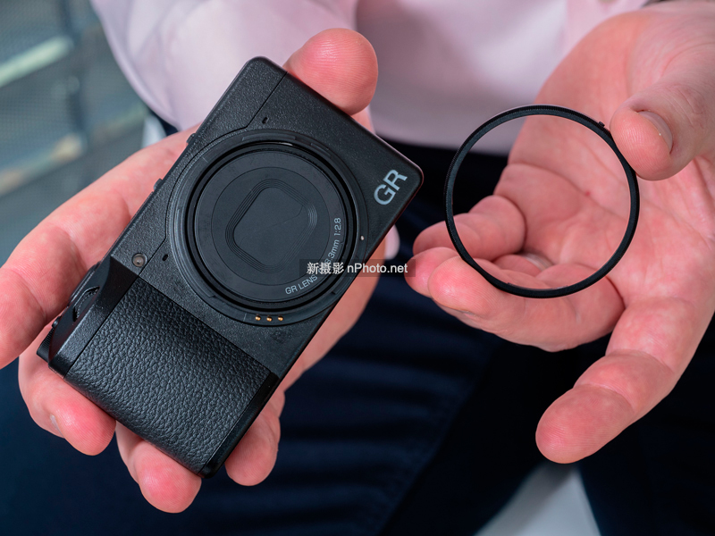 街拍骚机理光GRIII上手体验：熟悉的配方，更香的味道！