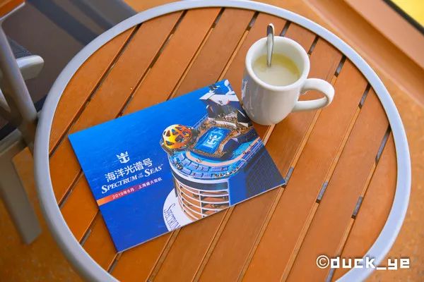 乘坐皇家加勒比邮轮太阳光光谱号,黄晓明皇家加勒比海洋光谱号