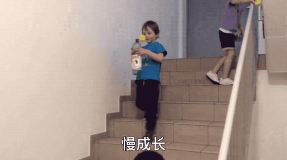 适合孩子家里室内锻炼的运动,适合三四岁儿童的室内体能运动