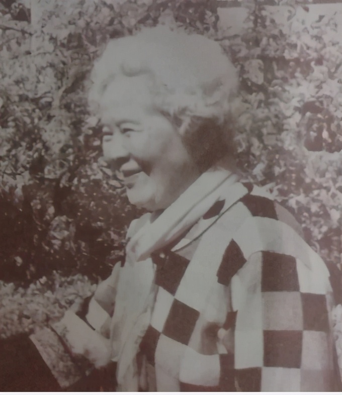 女孩18岁不来例假，医生检查后发现重大缺陷，善意隐瞒病情