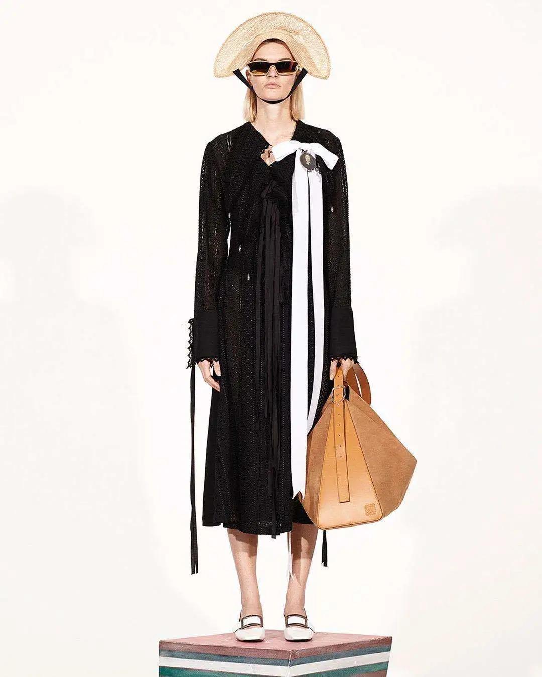 墨镜一戴谁都不爱时尚墨镜,推荐一款适合秋冬戴的墨镜