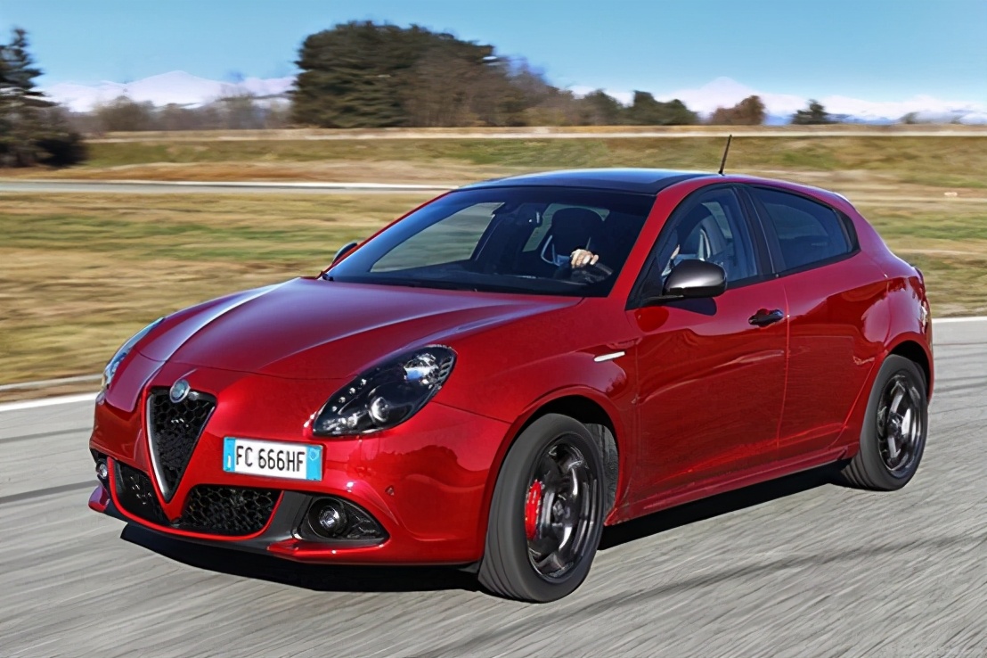 阿尔法罗密欧alfaromeo1900,阿尔法罗密欧stelvio历代车型