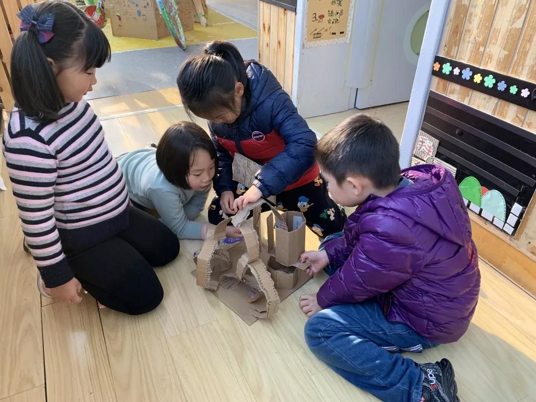 幼儿园生成课程案例,幼儿园关于纸的课程