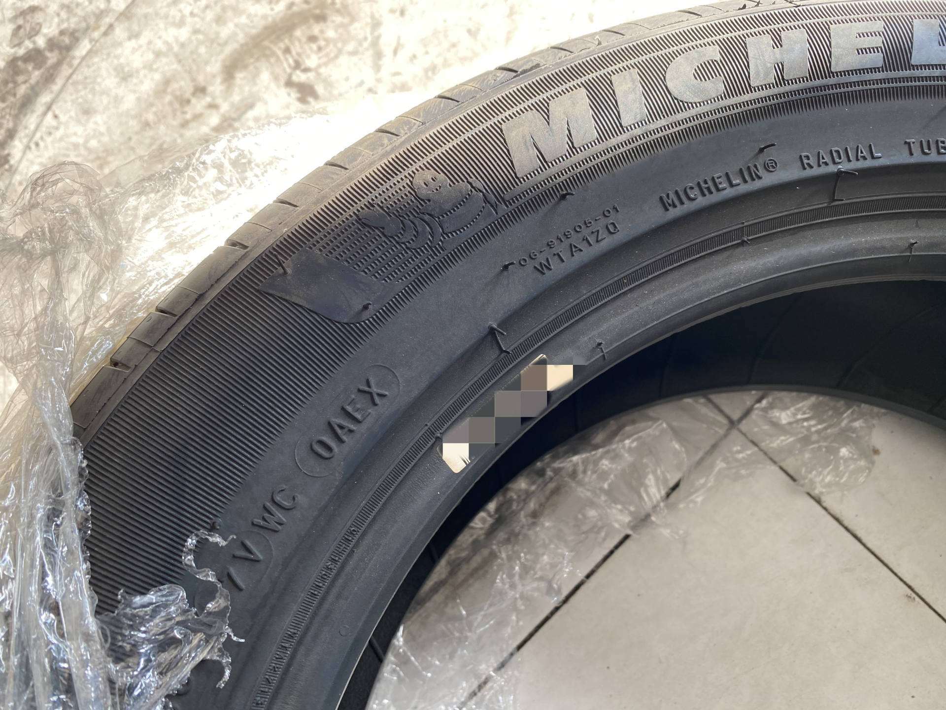 去年换马牌,今年换米胖子,虽是买菜车,也要穿好鞋