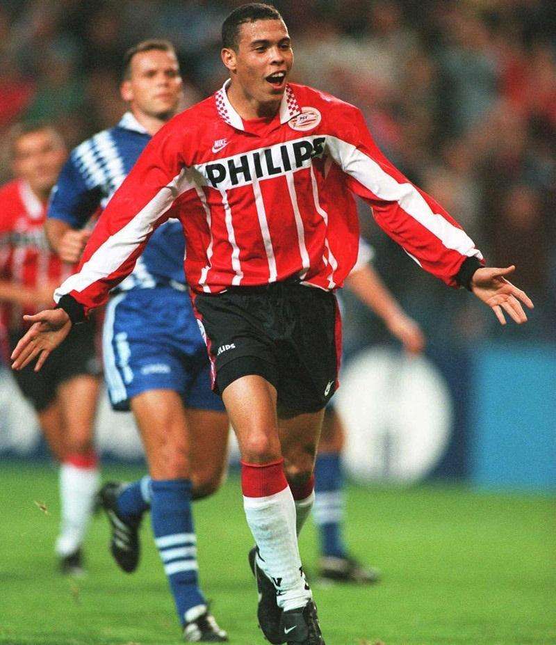 罗纳尔多外星人经典传奇,外星人罗纳尔多