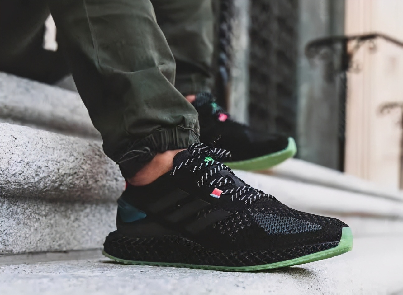 从颠覆想象到习以为常，adidas4D跑鞋的过去现在与未来