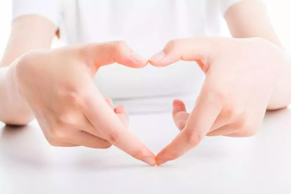 排卵期出血是因为排卵么,排卵期出血是因为卵子大吗