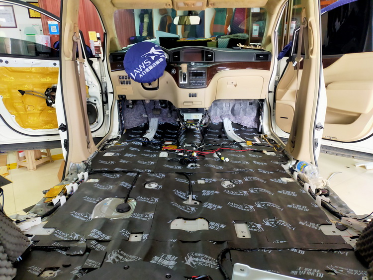 婵槼姹借溅闊冲搷鏀硅闅旈煶闄嶅櫔,閼揪姹借溅闊冲搷鏀硅