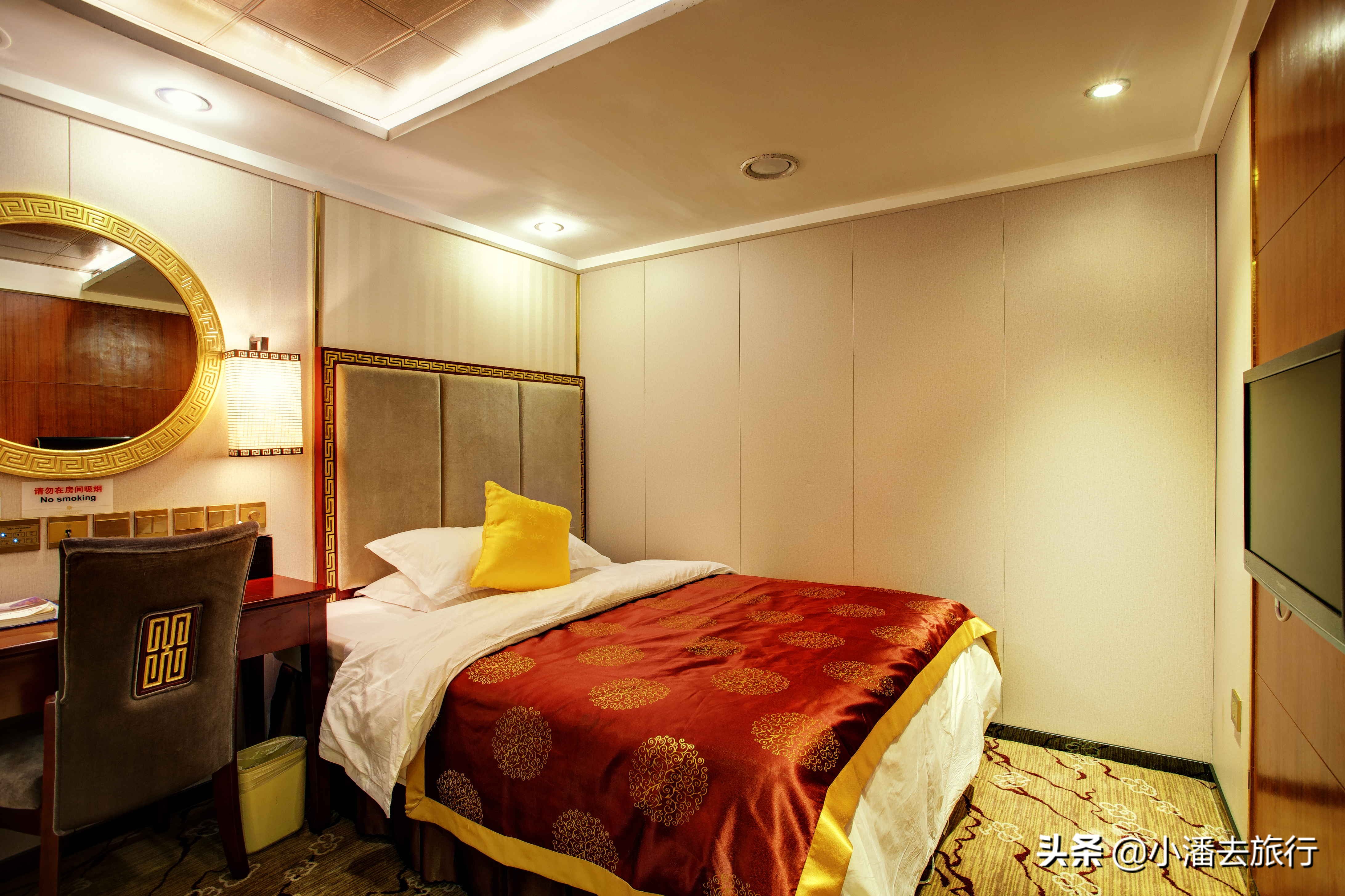 长江游轮和长江轮渡有什么区别,长江游轮和国际游轮哪个划算