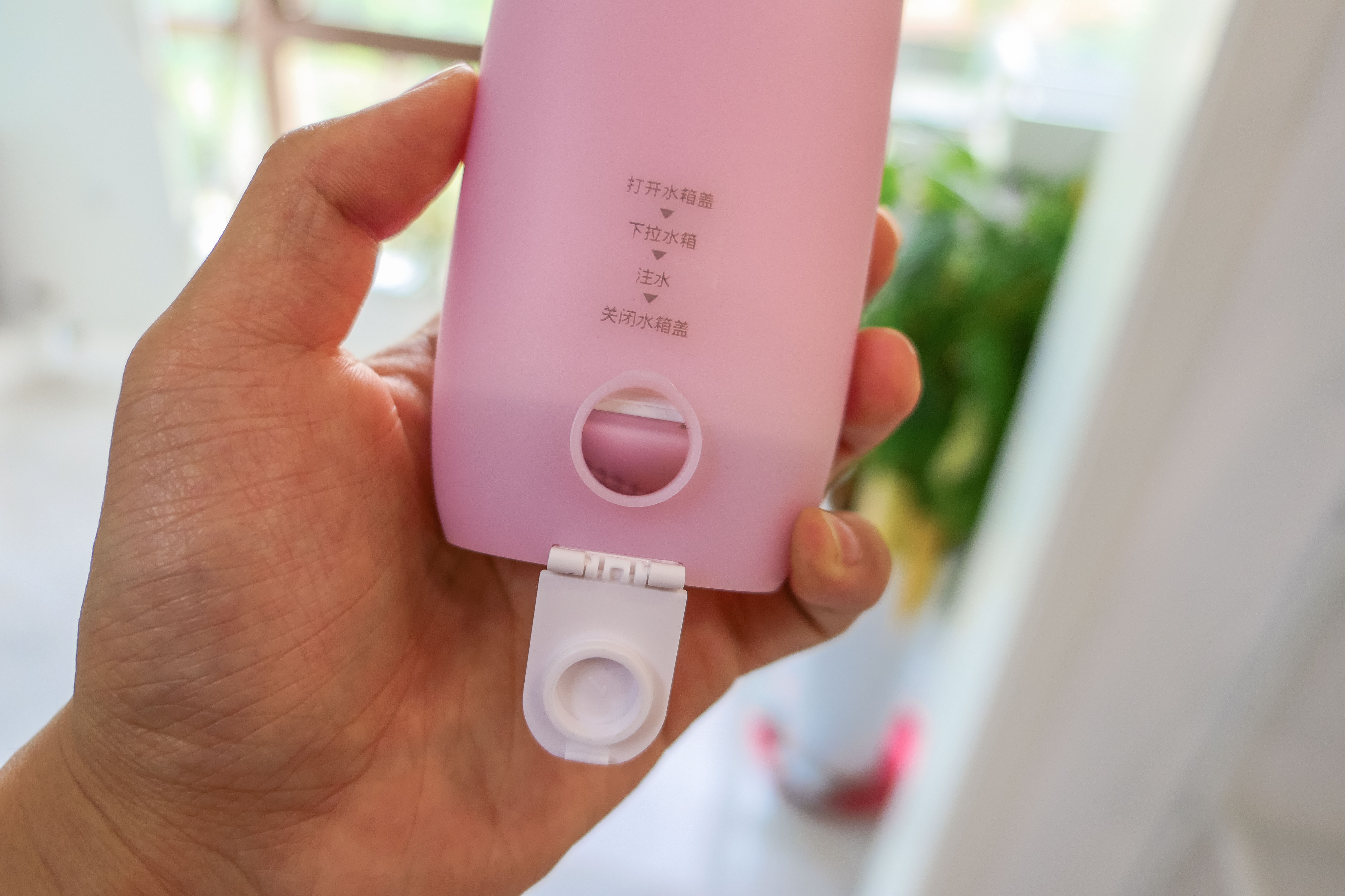 天天宅家胡吃海塞,水牙线比电动牙刷更靠谱!用过的都知道