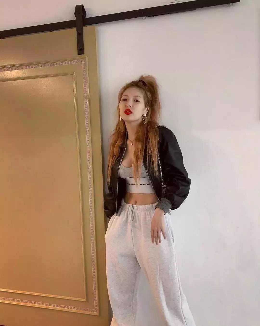 杨紫穿李现的衬衫,杨紫李现蓝卫衣