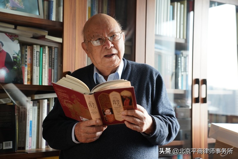 江平教授逝世,江平教授人生坎坷