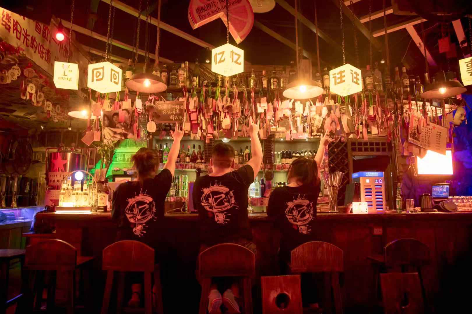 郑州boomshake酒吧,郑州有没有玩的比较好的酒吧