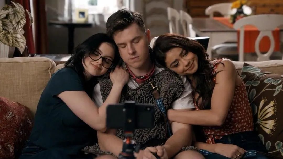 摩登家庭分析,摩登家庭里的温馨