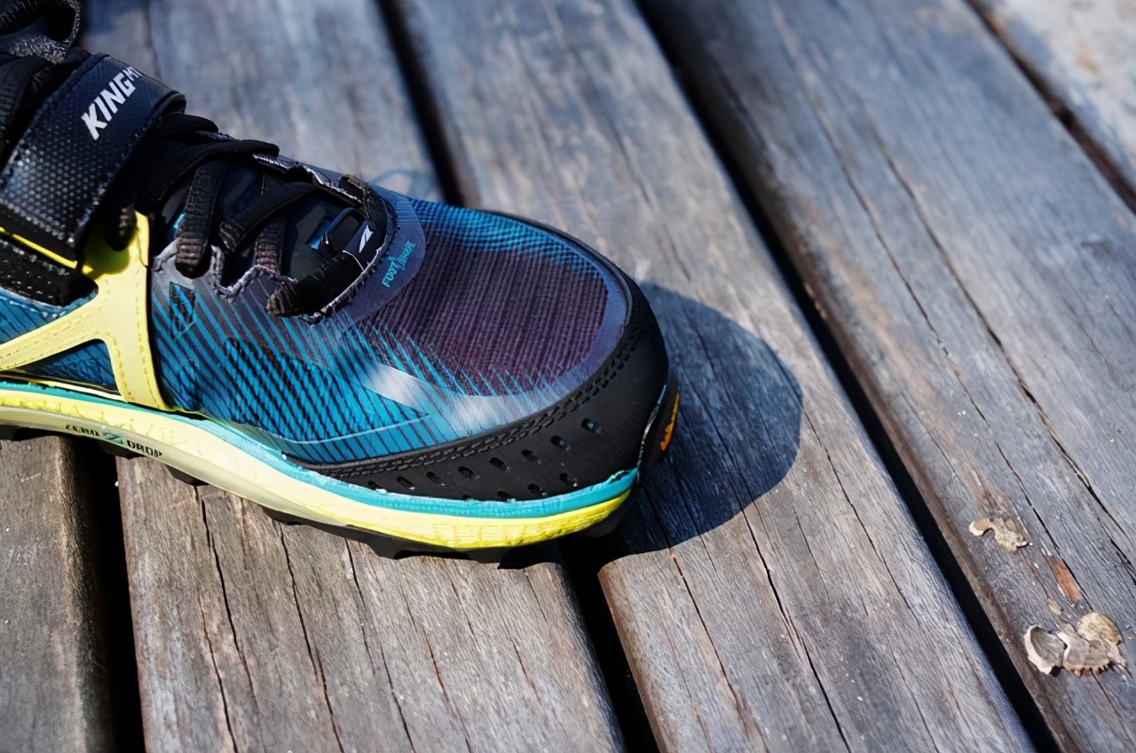 支撑稳定型的跑鞋推荐,反馈感强的实战鞋