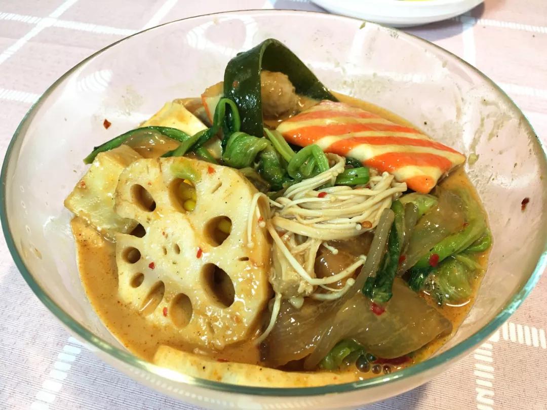 呷哺酱料怎么调好吃,大食堂自制食物简单做法