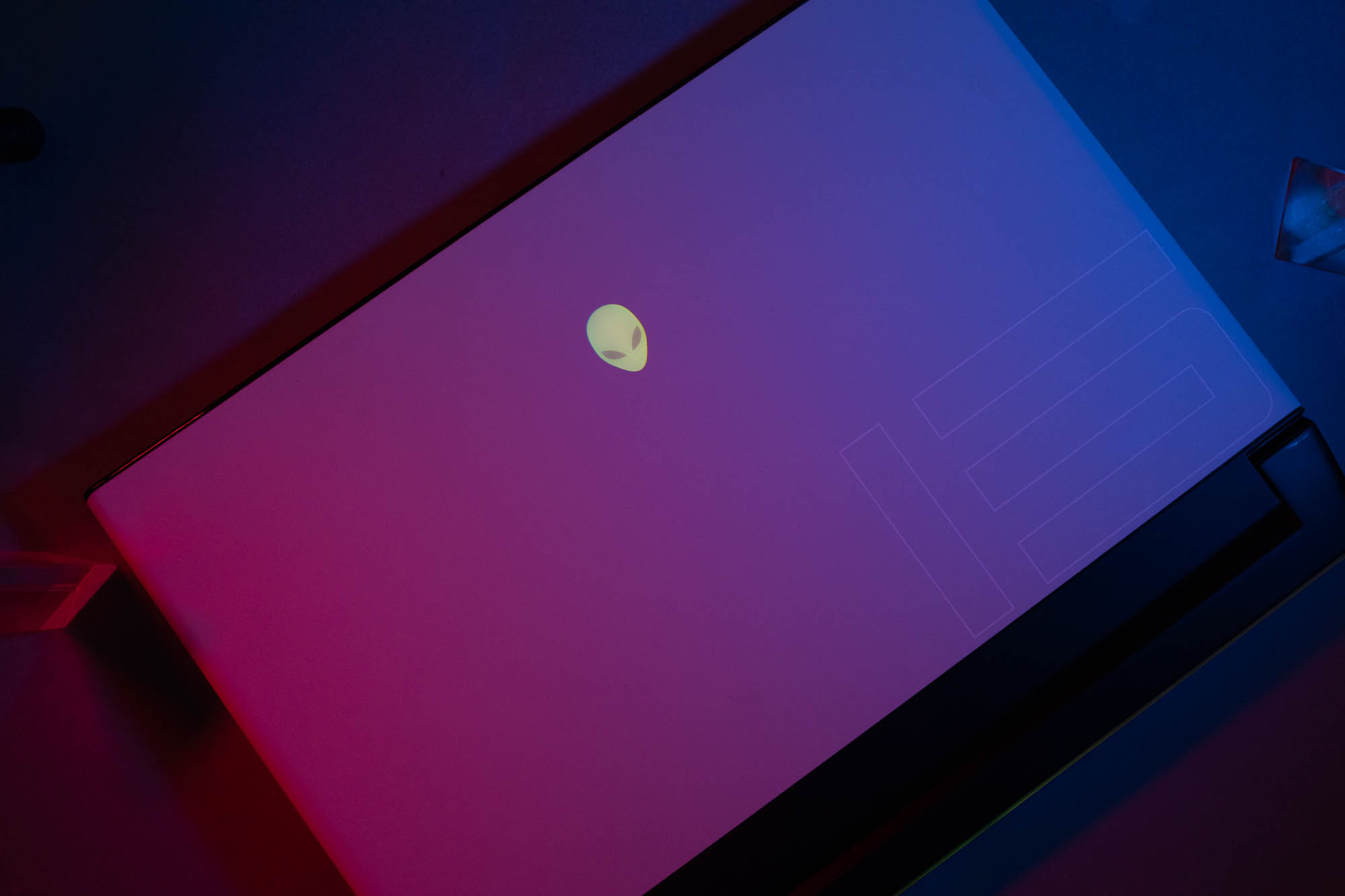 戴尔外星人笔记本17r5深度解析,外星人m15轻薄游戏本笔记本测评