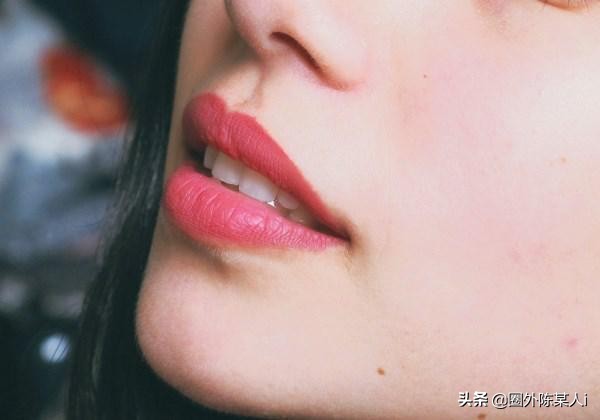 明星化妆师的秘诀分享，五招遮瑕手法打造无痕心机裸妆