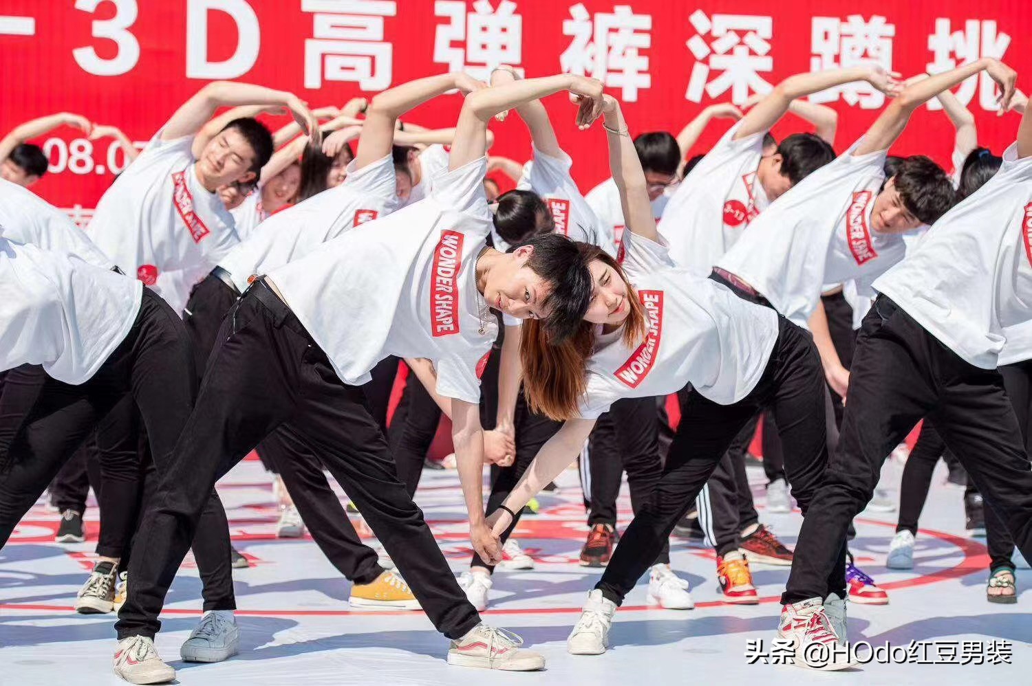 四分高弹紧身裤推荐,奶油白高弹直筒裤