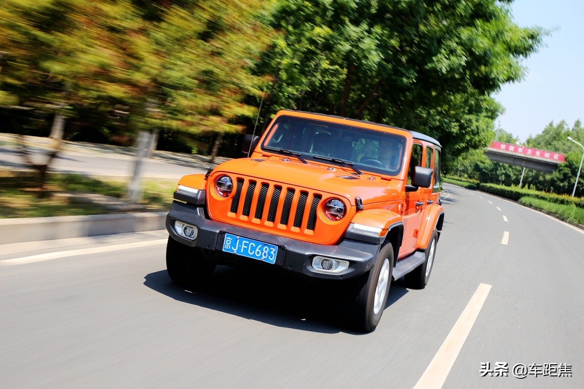 牧马人沉浸式体验白色内饰,体验牧马人卢比肯