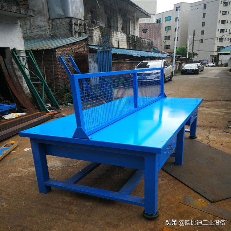 工厂车间加厚钢板工作台,工作台喷漆翻新